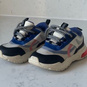 ZARA Toddler shoe size Euro 23, US 6.5